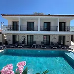 Kiva Alacati By Amarillo * Cesme